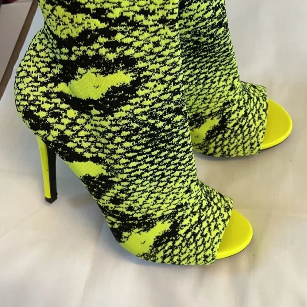WILD DIVA OVER KNEE PEEP TOE SNAKE MOTIF B…
